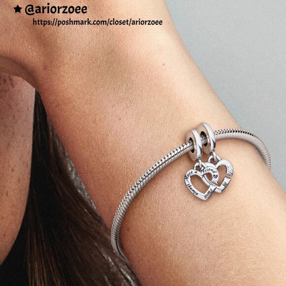 Pandora Linked Sister Hearts Split Dangle Charm - Picture 2 of 2